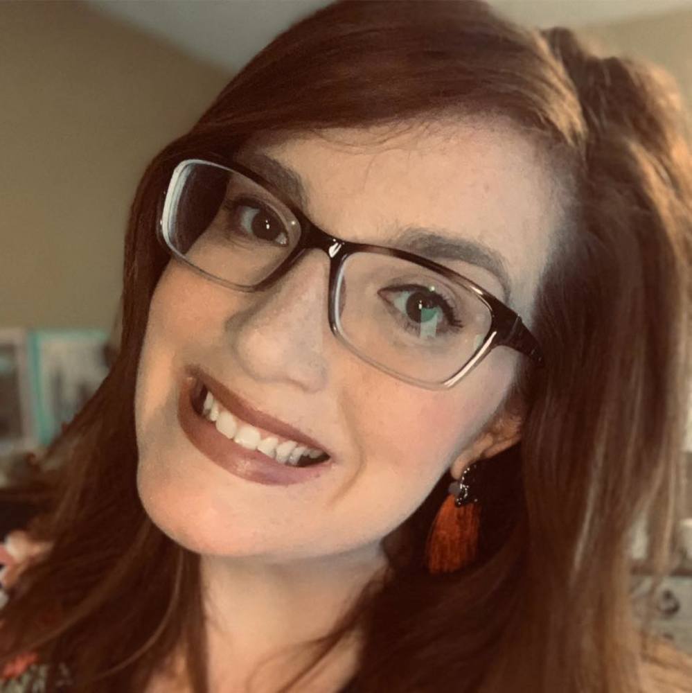 Meet your Posher, Kari!